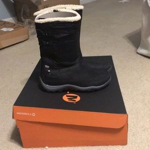 Merrell waterproof snow boots fur lined Sz. 9